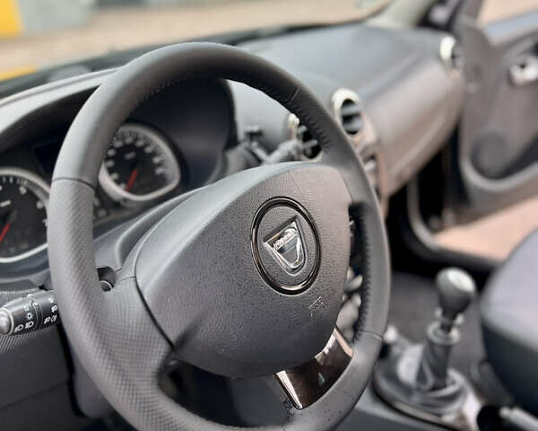Черный Дачия Duster, объемом двигателя 1.5 л и пробегом 180 тыс. км за 9150 $, фото 20 на Automoto.ua