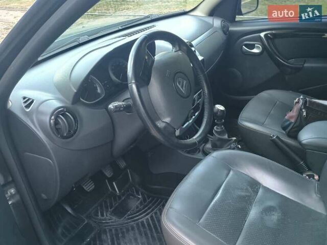 Черный Дачия Duster, объемом двигателя 1.46 л и пробегом 241 тыс. км за 7500 $, фото 4 на Automoto.ua