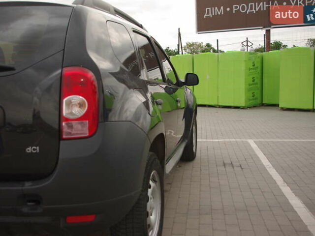 Чорний Дачія Duster, об'ємом двигуна 1.5 л та пробігом 235 тис. км за 8500 $, фото 14 на Automoto.ua