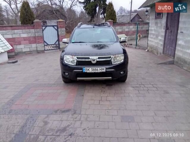 Черный Дачия Duster, объемом двигателя 1.6 л и пробегом 238 тыс. км за 9100 $, фото 1 на Automoto.ua