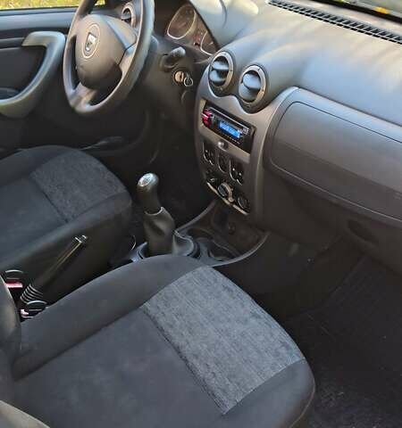 Чорний Дачія Duster, об'ємом двигуна 1.5 л та пробігом 235 тис. км за 8500 $, фото 4 на Automoto.ua