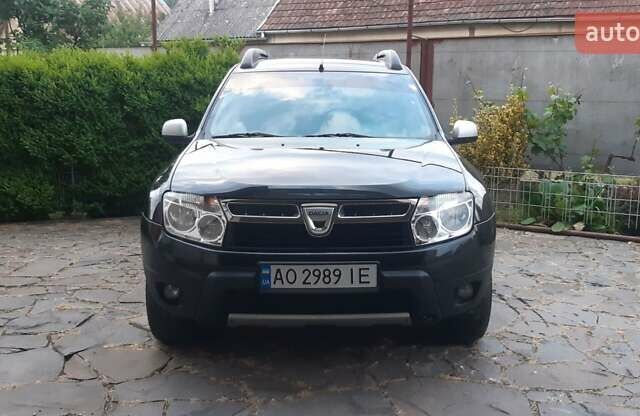Черный Дачия Duster, объемом двигателя 1.46 л и пробегом 194 тыс. км за 8900 $, фото 1 на Automoto.ua