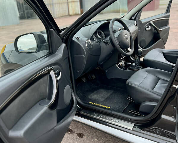 Черный Дачия Duster, объемом двигателя 1.5 л и пробегом 180 тыс. км за 9150 $, фото 18 на Automoto.ua
