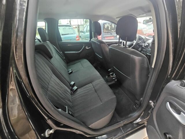 Черный Дачия Duster, объемом двигателя 1.6 л и пробегом 202 тыс. км за 9550 $, фото 16 на Automoto.ua