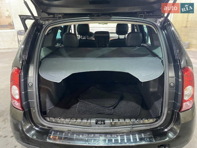 Чорний Дачія Duster, об'ємом двигуна 1.5 л та пробігом 181 тис. км за 7800 $, фото 24 на Automoto.ua