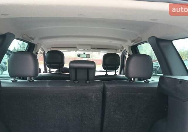 Черный Дачия Duster, объемом двигателя 1.6 л и пробегом 240 тыс. км за 8000 $, фото 40 на Automoto.ua