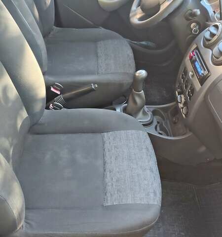 Чорний Дачія Duster, об'ємом двигуна 1.5 л та пробігом 235 тис. км за 8500 $, фото 3 на Automoto.ua