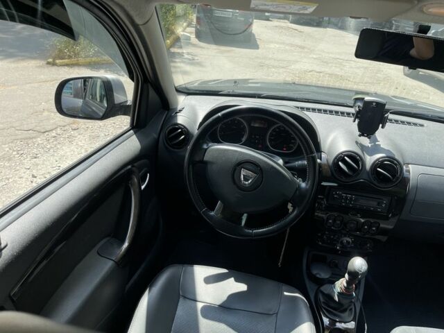 Черный Дачия Duster, объемом двигателя 1.5 л и пробегом 110 тыс. км за 8750 $, фото 10 на Automoto.ua
