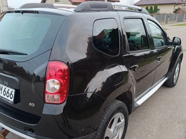 Черный Дачия Duster, объемом двигателя 0 л и пробегом 234 тыс. км за 5500 $, фото 11 на Automoto.ua