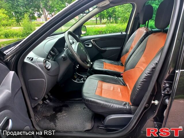Черный Дачия Duster, объемом двигателя 1.5 л и пробегом 0 тыс. км за 8000 $, фото 3 на Automoto.ua