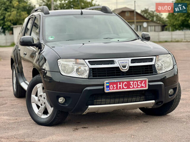 Черный Дачия Duster, объемом двигателя 1.5 л и пробегом 180 тыс. км за 9150 $, фото 2 на Automoto.ua