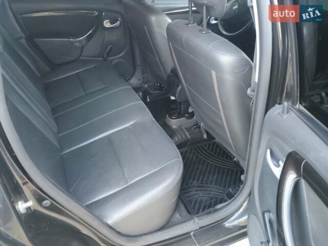 Черный Дачия Duster, объемом двигателя 1.46 л и пробегом 241 тыс. км за 7500 $, фото 8 на Automoto.ua
