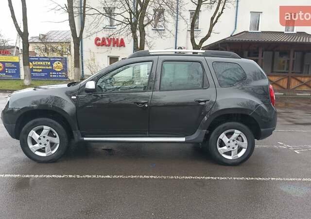 Черный Дачия Duster, объемом двигателя 1.6 л и пробегом 240 тыс. км за 8000 $, фото 10 на Automoto.ua