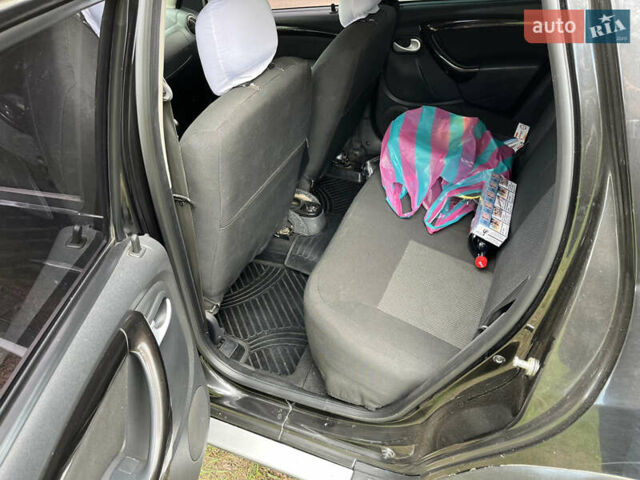 Чорний Дачія Duster, об'ємом двигуна 1.46 л та пробігом 220 тис. км за 7900 $, фото 5 на Automoto.ua