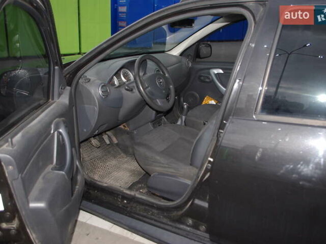 Чорний Дачія Duster, об'ємом двигуна 1.5 л та пробігом 235 тис. км за 8500 $, фото 18 на Automoto.ua
