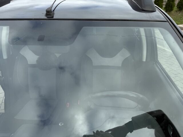 Чорний Дачія Duster, об'ємом двигуна 1.5 л та пробігом 217 тис. км за 8000 $, фото 7 на Automoto.ua