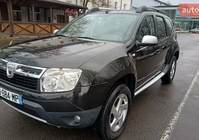 Черный Дачия Duster, объемом двигателя 1.6 л и пробегом 240 тыс. км за 8000 $, фото 9 на Automoto.ua