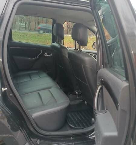 Черный Дачия Duster, объемом двигателя 1.6 л и пробегом 240 тыс. км за 8000 $, фото 31 на Automoto.ua