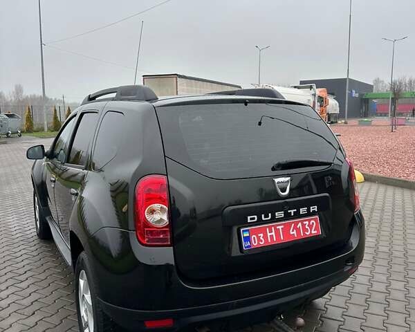 Черный Дачия Duster, объемом двигателя 1.6 л и пробегом 250 тыс. км за 8000 $, фото 12 на Automoto.ua