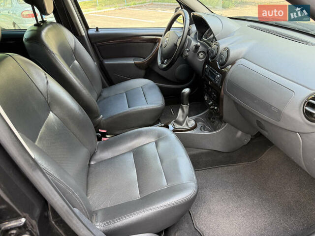 Черный Дачия Duster, объемом двигателя 1.6 л и пробегом 219 тыс. км за 8700 $, фото 36 на Automoto.ua