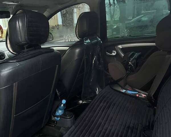 Чорний Дачія Duster, об'ємом двигуна 1.6 л та пробігом 183 тис. км за 8500 $, фото 4 на Automoto.ua