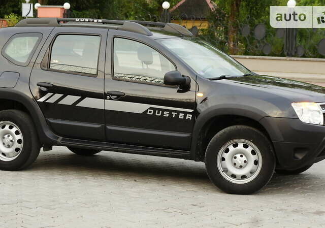 Черный Дачия Duster, объемом двигателя 1.6 л и пробегом 177 тыс. км за 7500 $, фото 9 на Automoto.ua