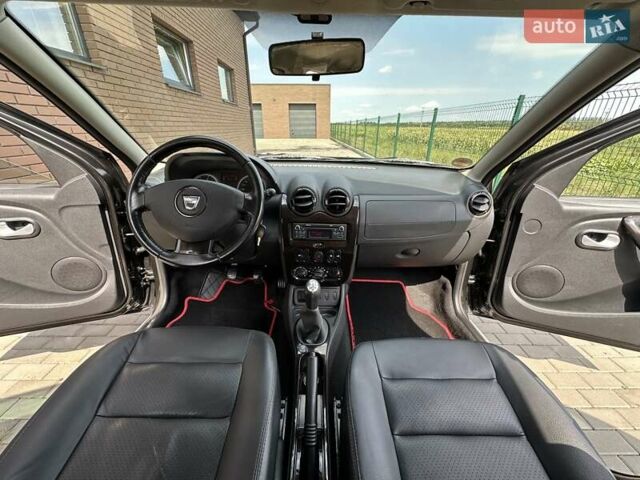 Черный Дачия Duster, объемом двигателя 1.6 л и пробегом 224 тыс. км за 9900 $, фото 14 на Automoto.ua