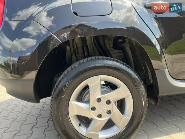 Черный Дачия Duster, объемом двигателя 1.6 л и пробегом 146 тыс. км за 10900 $, фото 6 на Automoto.ua