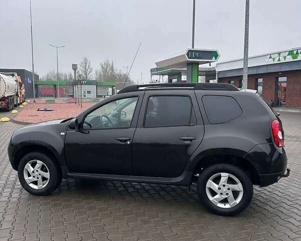 Черный Дачия Duster, объемом двигателя 1.6 л и пробегом 250 тыс. км за 8000 $, фото 14 на Automoto.ua