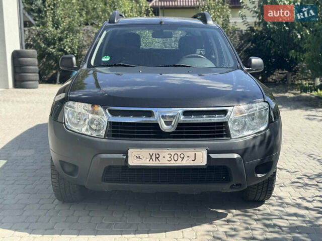 Черный Дачия Duster, объемом двигателя 1.5 л и пробегом 258 тыс. км за 8700 $, фото 1 на Automoto.ua