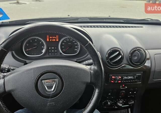 Черный Дачия Duster, объемом двигателя 1.6 л и пробегом 194 тыс. км за 8777 $, фото 12 на Automoto.ua