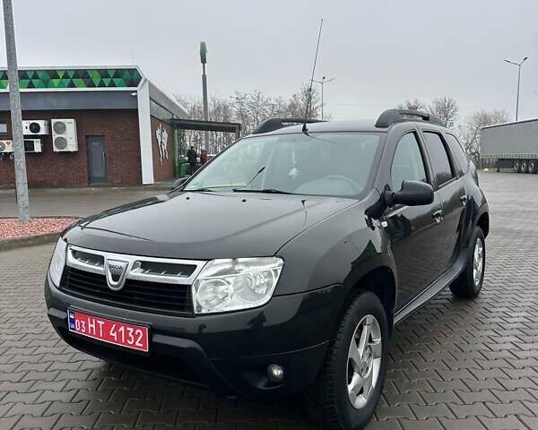 Черный Дачия Duster, объемом двигателя 1.6 л и пробегом 250 тыс. км за 8000 $, фото 4 на Automoto.ua