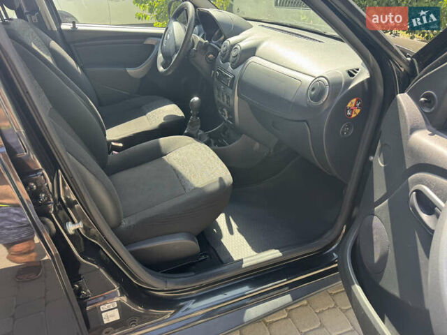 Черный Дачия Duster, объемом двигателя 1.5 л и пробегом 258 тыс. км за 8700 $, фото 10 на Automoto.ua