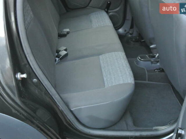 Черный Дачия Duster, объемом двигателя 1.6 л и пробегом 137 тыс. км за 9500 $, фото 16 на Automoto.ua