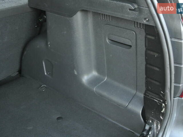 Черный Дачия Duster, объемом двигателя 1.6 л и пробегом 137 тыс. км за 9500 $, фото 20 на Automoto.ua