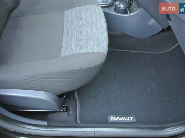 Черный Дачия Duster, объемом двигателя 1.6 л и пробегом 137 тыс. км за 9500 $, фото 14 на Automoto.ua