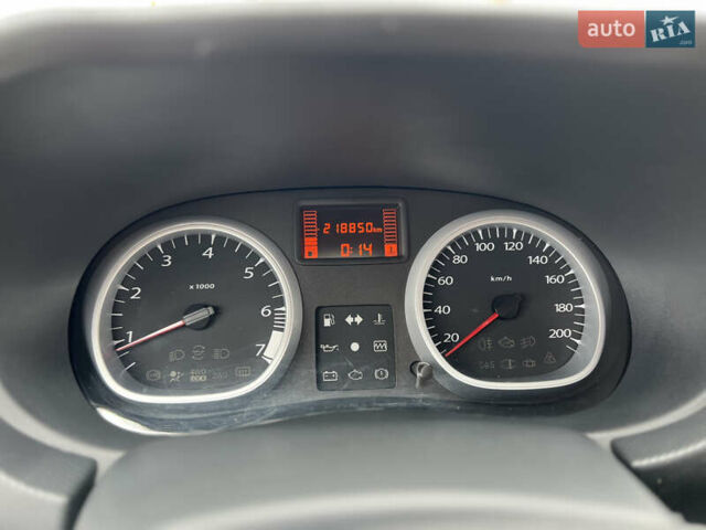 Черный Дачия Duster, объемом двигателя 1.6 л и пробегом 218 тыс. км за 9250 $, фото 33 на Automoto.ua