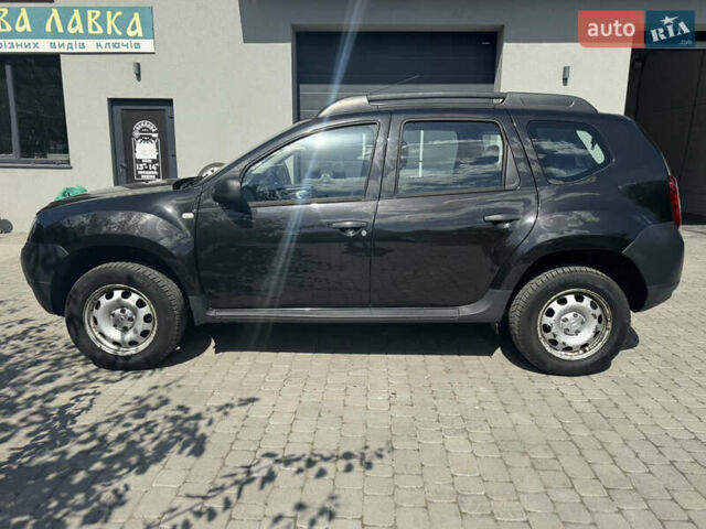 Черный Дачия Duster, объемом двигателя 1.5 л и пробегом 258 тыс. км за 8700 $, фото 3 на Automoto.ua