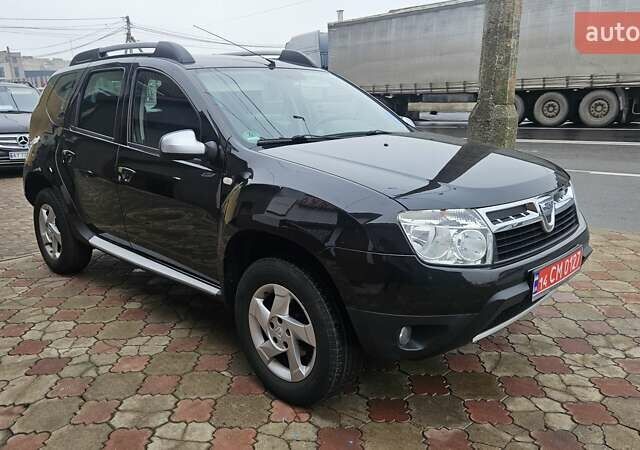 Черный Дачия Duster, объемом двигателя 1.6 л и пробегом 194 тыс. км за 8700 $, фото 7 на Automoto.ua