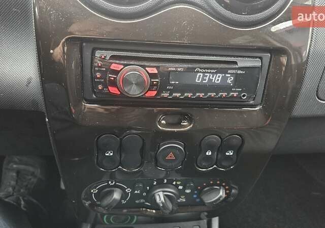 Черный Дачия Duster, объемом двигателя 1.6 л и пробегом 194 тыс. км за 8700 $, фото 15 на Automoto.ua