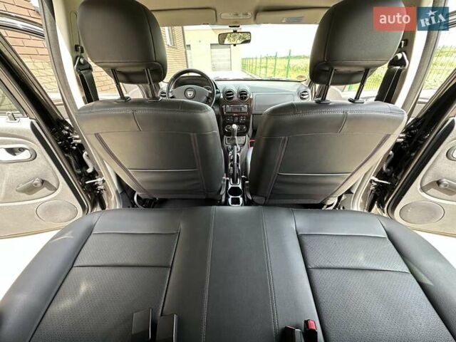 Черный Дачия Duster, объемом двигателя 1.6 л и пробегом 224 тыс. км за 9900 $, фото 13 на Automoto.ua