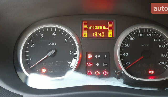 Чорний Дачія Duster, об'ємом двигуна 1.6 л та пробігом 210 тис. км за 9199 $, фото 11 на Automoto.ua