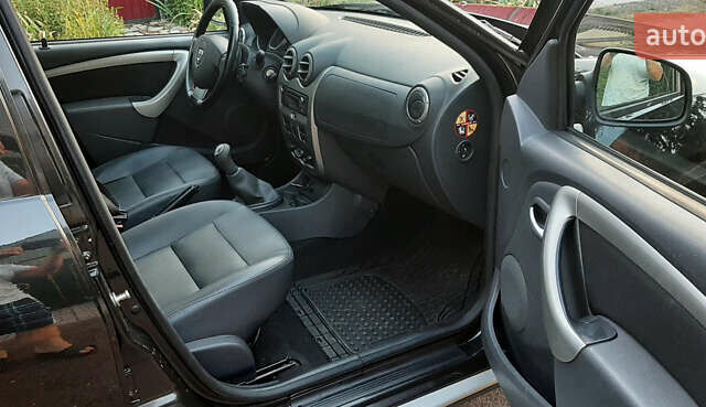 Чорний Дачія Duster, об'ємом двигуна 1.6 л та пробігом 210 тис. км за 9199 $, фото 18 на Automoto.ua