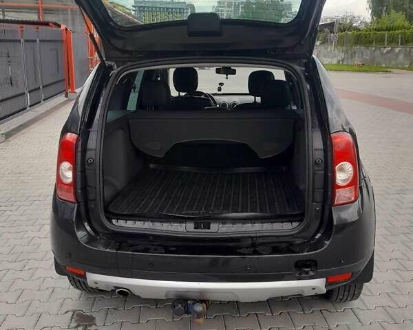 Черный Дачия Duster, объемом двигателя 1.5 л и пробегом 241 тыс. км за 9500 $, фото 3 на Automoto.ua