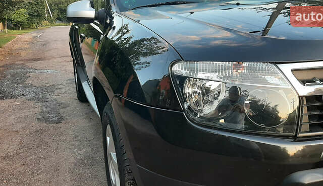 Чорний Дачія Duster, об'ємом двигуна 1.6 л та пробігом 210 тис. км за 9199 $, фото 2 на Automoto.ua