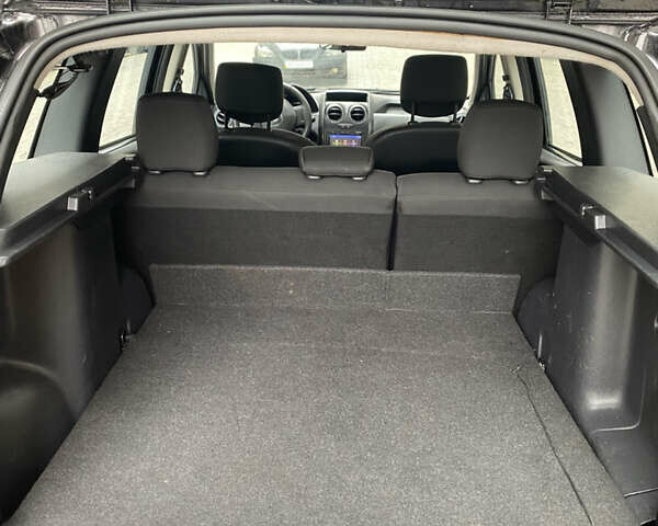 Черный Дачия Duster, объемом двигателя 1.5 л и пробегом 137 тыс. км за 11777 $, фото 27 на Automoto.ua