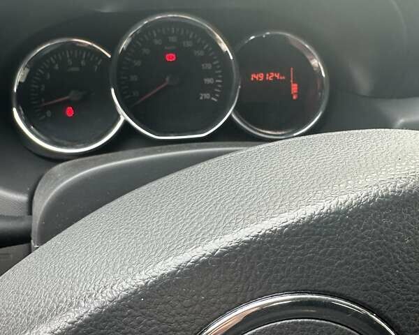 Черный Дачия Duster, объемом двигателя 1.2 л и пробегом 149 тыс. км за 8300 $, фото 21 на Automoto.ua
