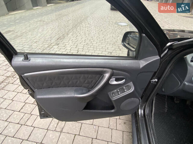 Черный Дачия Duster, объемом двигателя 1.5 л и пробегом 137 тыс. км за 11777 $, фото 15 на Automoto.ua