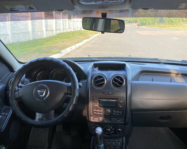 Чорний Дачія Duster, об'ємом двигуна 1.6 л та пробігом 227 тис. км за 10850 $, фото 6 на Automoto.ua