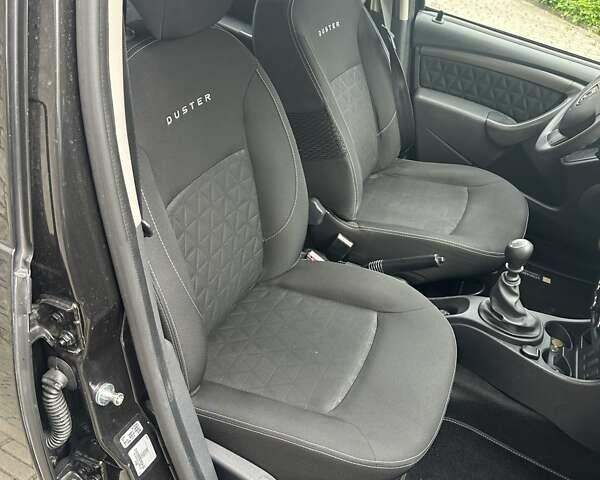 Черный Дачия Duster, объемом двигателя 1.2 л и пробегом 149 тыс. км за 8300 $, фото 14 на Automoto.ua